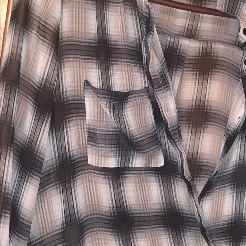Gray plaid polyester long button  down shirt. - Picture 2 of 7